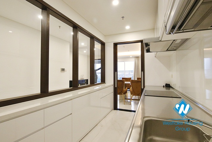 Apartment 3 bedroom for rent in 44 Yen Phu Building 